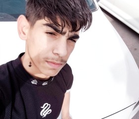 Taha, 20, Kahramanmaras