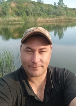 Дима, 37, Россия, Нижнегорский