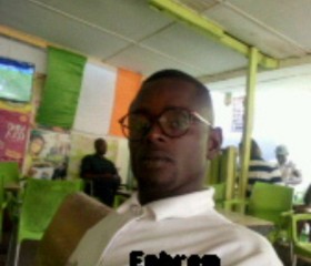 Éphrem, 35, Yamoussoukro