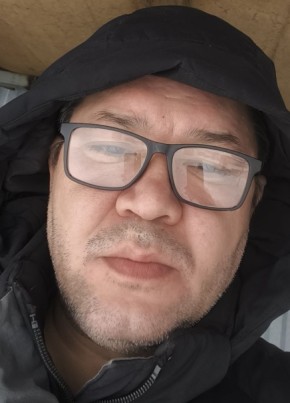 Максим из Иркутска 43 года
