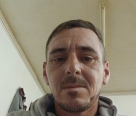 Păun Ionuț, 35, Bucharest