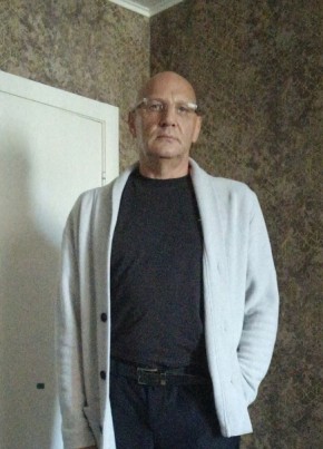 Юрий из Сланцы 53 года