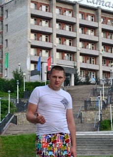 иван, 35, Россия, Усть-Нера