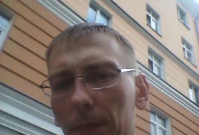 Maksim, 46 - Just Me