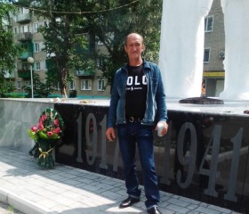 Валерий, 52 года, Калининск