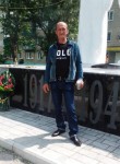 Valeriy, 51, Kalininsk