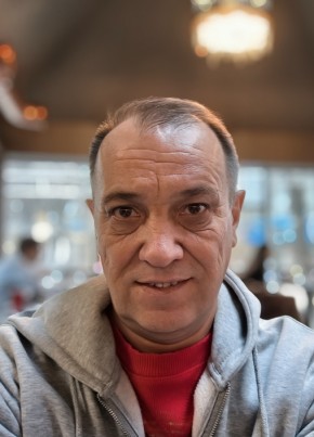 Анатолий из Москвы 56 лет