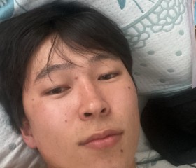 Bekturgan, 25, Bishkek