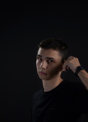 Maksim, 21, Russia, Saint Petersburg