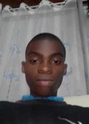 Gabriel, 19, Republic of Cameroon, Douala