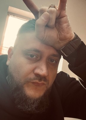 Михаил