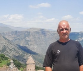 Eduard, 51, Hrazdan