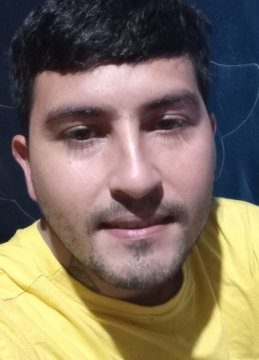 Pedro из Asunción 27 лет
