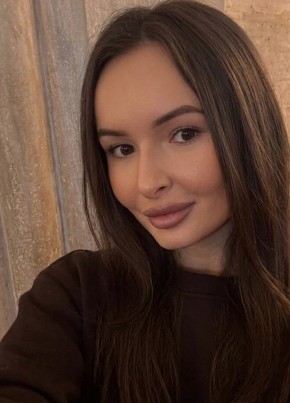 Полина Козлова из Rīga 27 лет