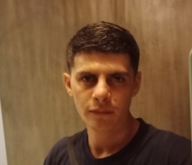 Nicolas, 35, Mendoza