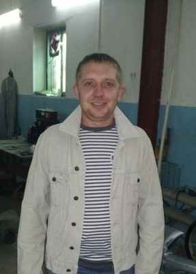 Василий, 34, Россия, Красноуральск