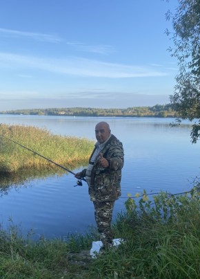 Александр из Твери 56 лет