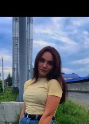 Алина из Ростова-на-Дону 23 года