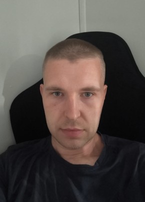 Александр из Калининграда 36 лет