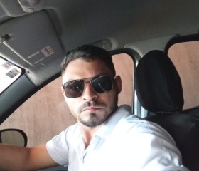 Gustavo, 18, Itapema