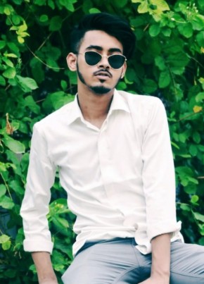 Faran khan, 19, India, Karīmganj