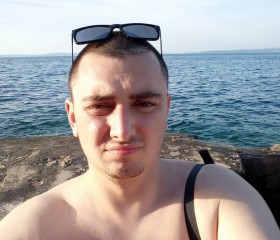 Андрей, 38 лет, Split