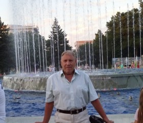 Николай, 72 года, Санкт-Петербург