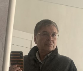 Oleg, 64, Kazan