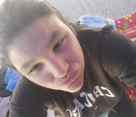 Luisa Esther Bar, 18, Leon