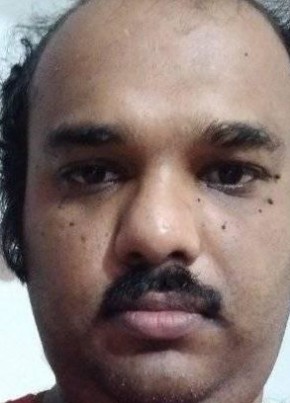 Magnus Fernandes, 38, India, Rahimatpur