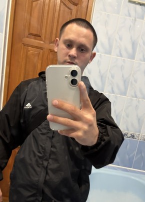Андрей из Губкина 23 года
