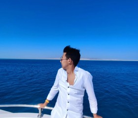 Alibek Asan, 21, Nha Trang