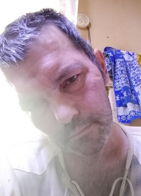 Константин из Александрова 44 года