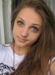 Anya, 18, Yekaterinburg