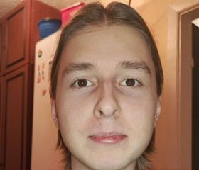 Aleksandr, 20, Tobolsk