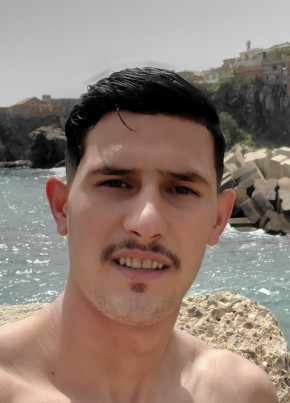 حسام из Algiers 26 лет