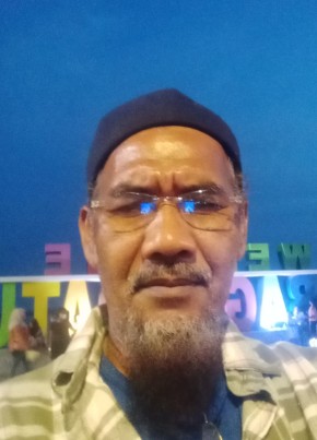 Azman, 52, Malaysia, Kuala Lumpur