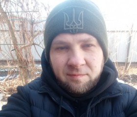 Den, 36, Toronto