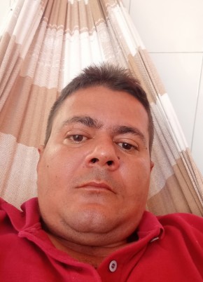 Almir, 40, República Federativa do Brasil, Capela