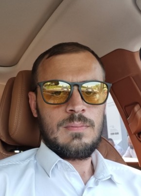 Дмитрий из Лобни 39 лет