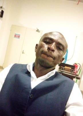 Dery-all Micaè, 39, République du Tchad, Ndjamena