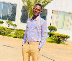 Travis, 18, Geita