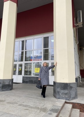Инна, 60, Россия, Москва