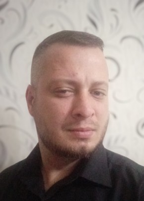 Руслан Новиков из Бишкека 39 лет