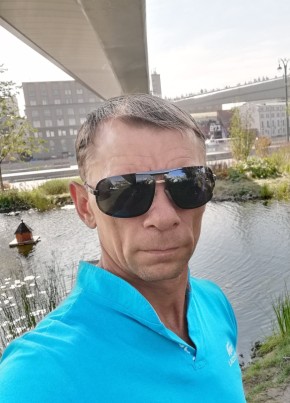 Владимир из Москвы 52 года