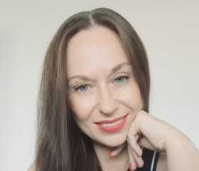 Iryna, 43, Vienna