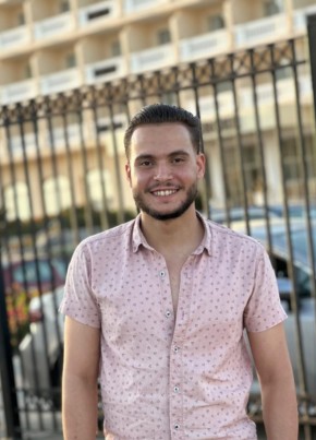 M из السويس 20 лет