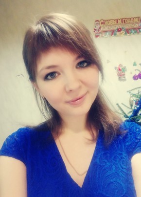 Екатерина, 30, Россия, Тихвин