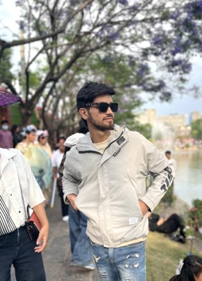 Laxman из Kathmandu 25 лет