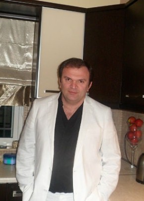 viktor ispirov, 52, Ελληνική Δημοκρατία, Καλύβια Χασιάς